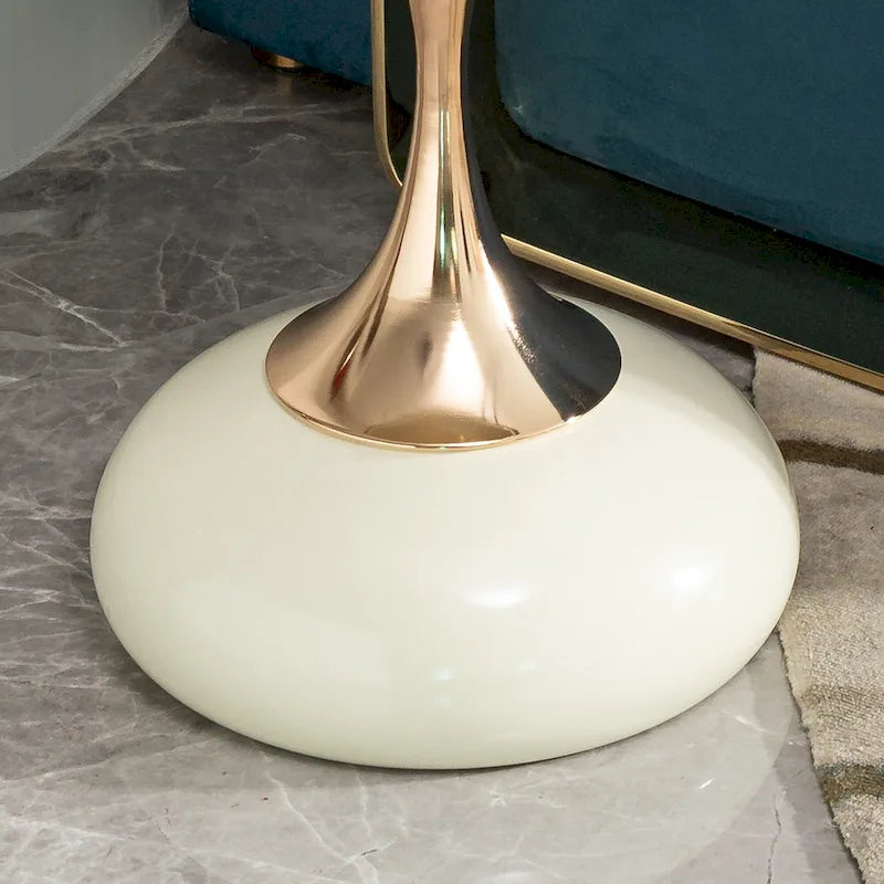 Tavolino laterale in acciaio al carbonio con finitura dorata da 14.96, design moderno